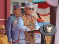 Gubernur Agustiar Sabran memimpin Upacara Hari Jadi ke-24 Kabupaten Pulang Pisau di halaman Kantor Bupati Pulang Pisau.