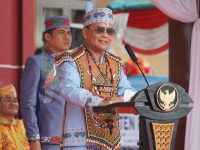 Gubernur Agustiar Sabran memimpin Upacara Hari Jadi ke-24 Kabupaten Pulang Pisau di halaman Kantor Bupati Pulang Pisau.